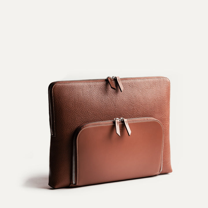 Lundi Paris - ANNA Cognac | Pochette ordinateur en cuir - Lothaire
