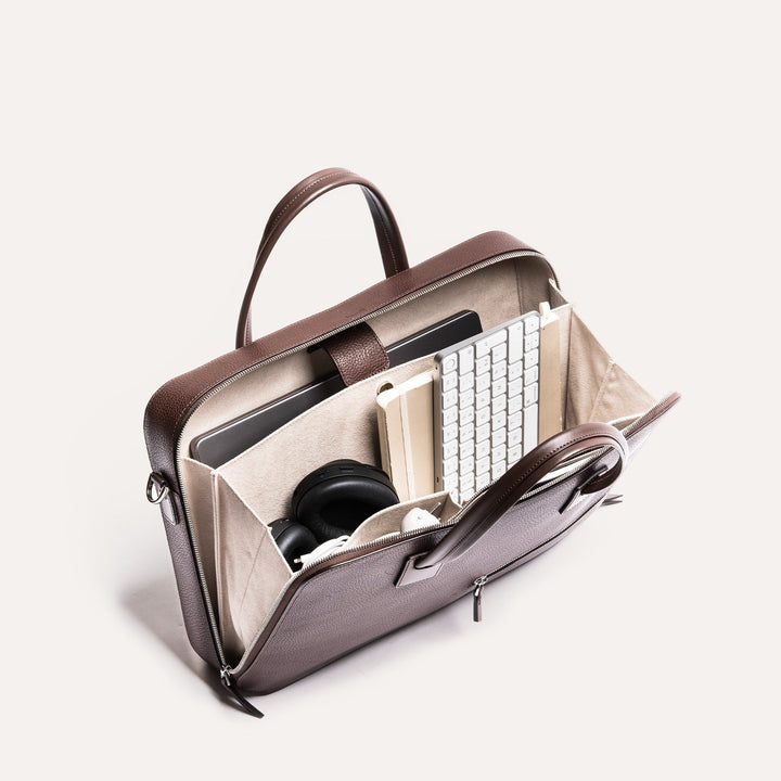 Lundi Paris - PORTE DOCUMENTS OSCAR | Cuir grainé marron - Lothaire