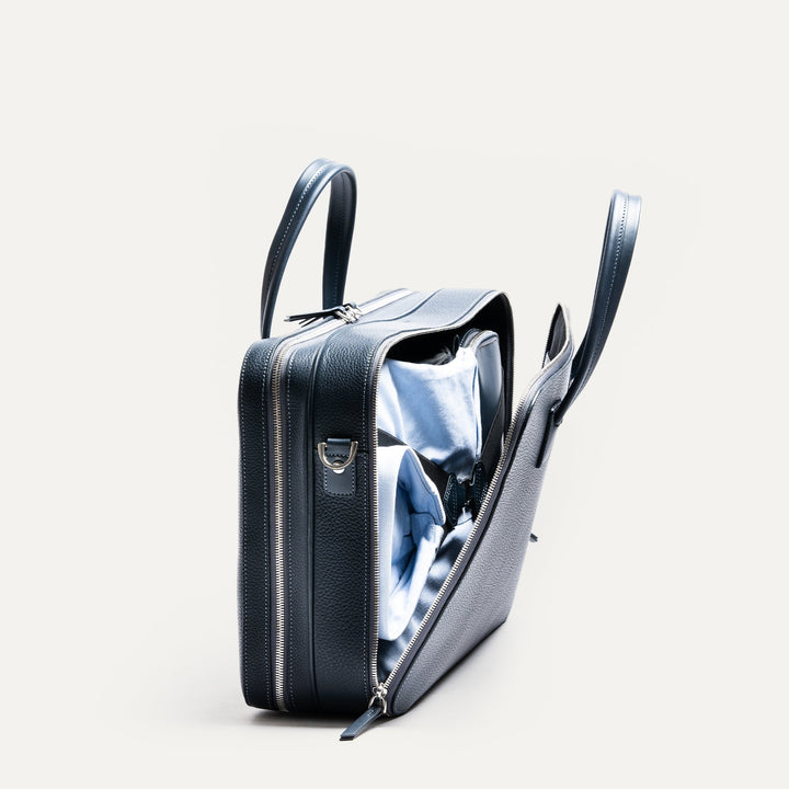 Lundi Paris - TILIO II - Marine | Sac ordinateur 36 heures lundi en cuir grainé - Lothaire