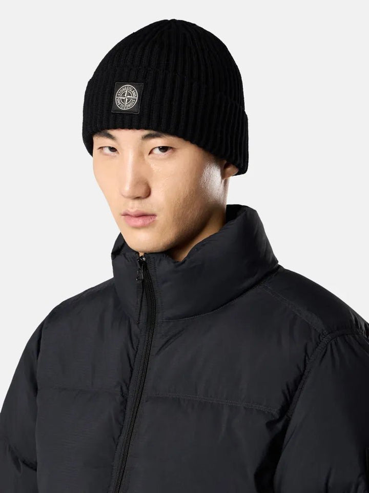STONE ISLAND - Bonnet à écusson Compass et revres côtelé noir - Lothaire