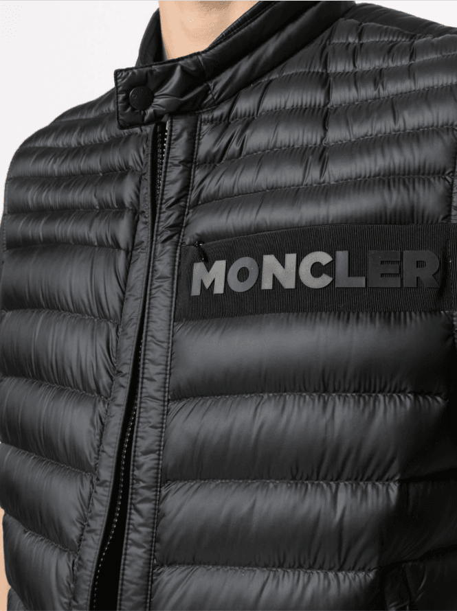 MONCLER gilet matelassé à logo imprimé - Lothaire boutiques (6153395208357)