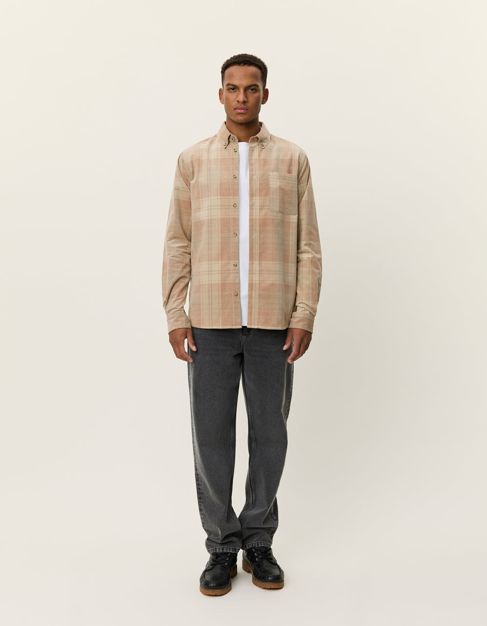 LES DEUX - Kash Check Corduroy Shirt Beige sable