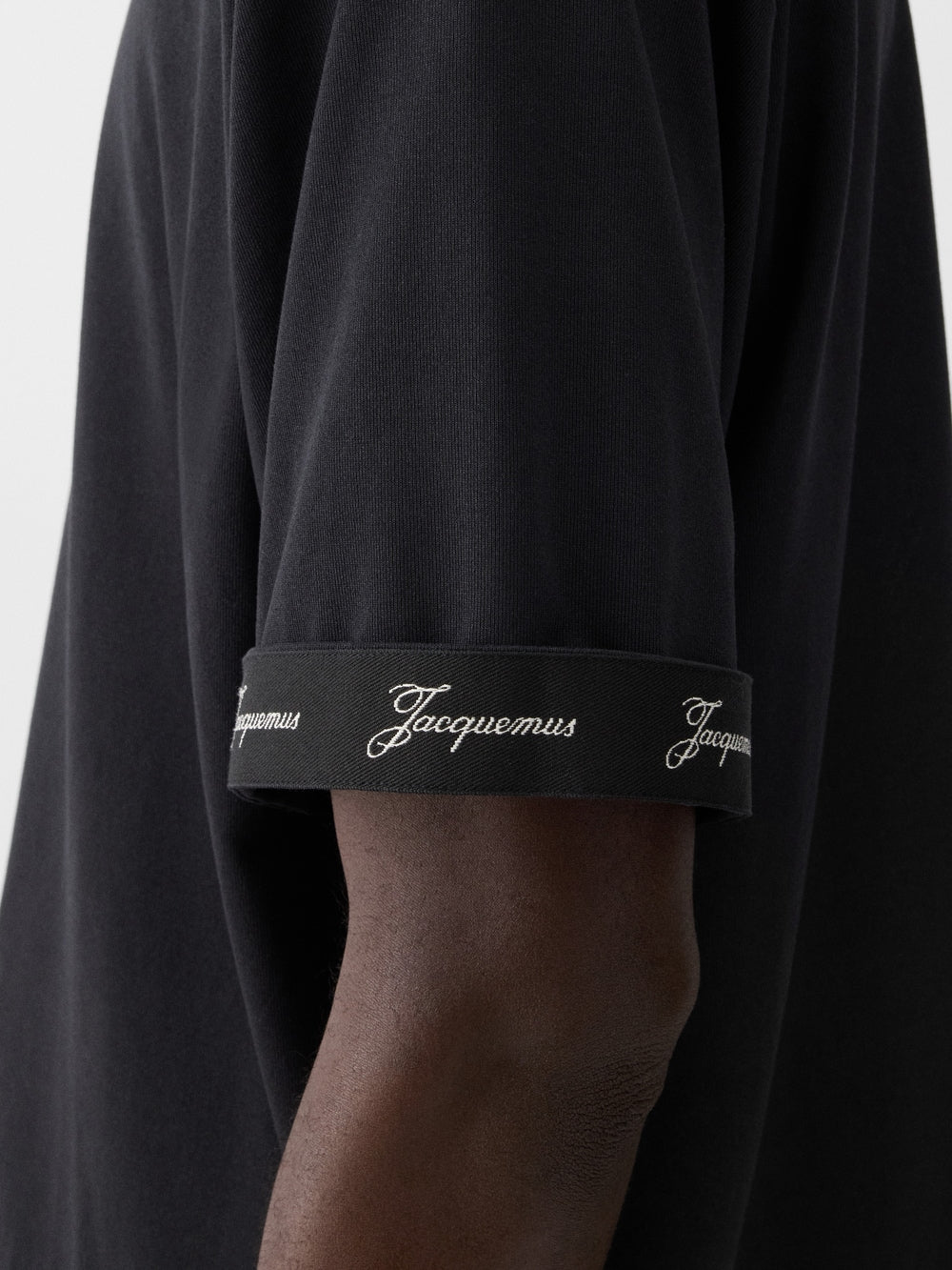 JACQUEMUS - Le T-Shirt à manches courtes Rond Carré Noir