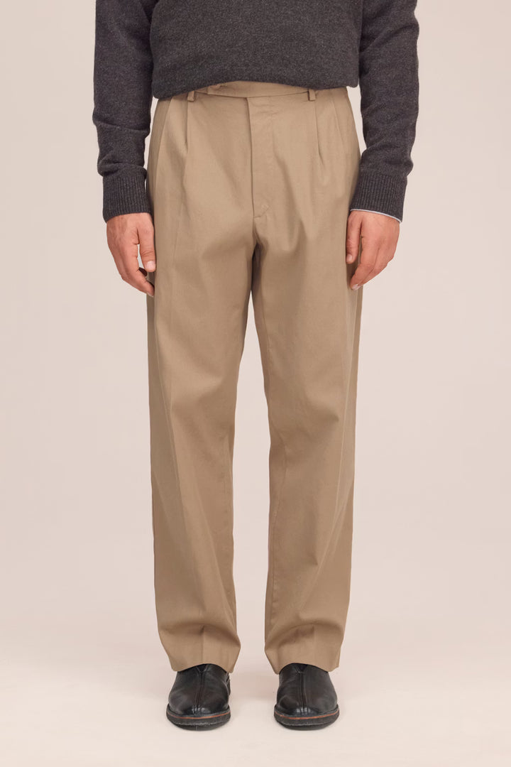 NN.07 - Pantalon Robin à pinces Marron argile