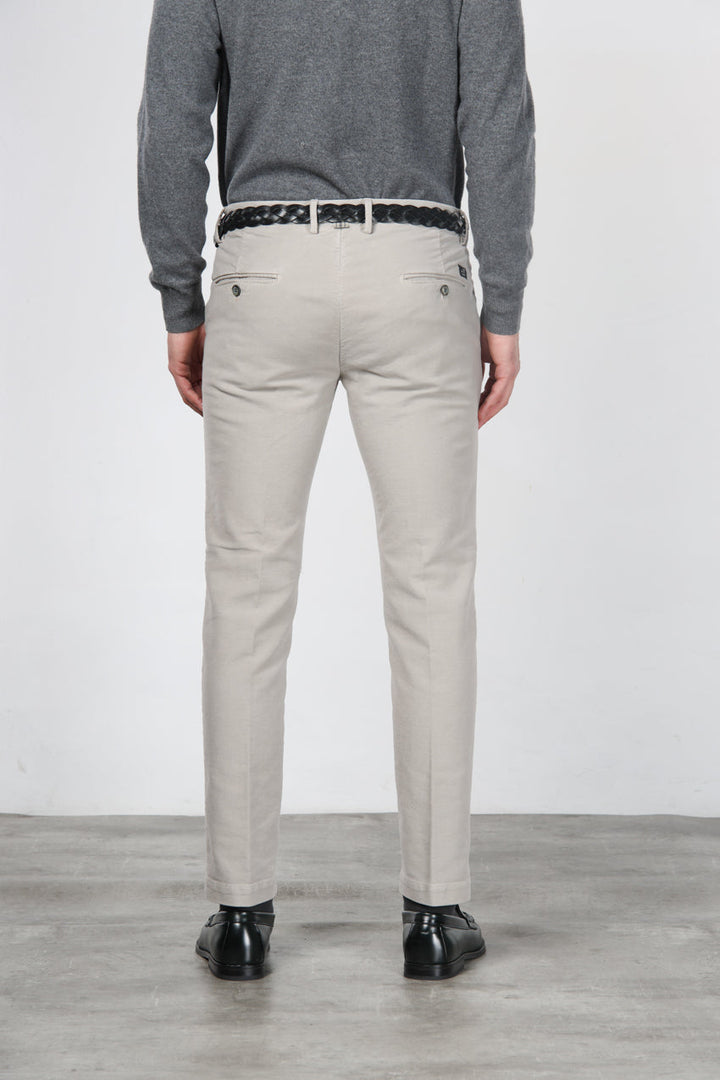 MASON'S - Pantalon chino Torino en velours côtelé Gris