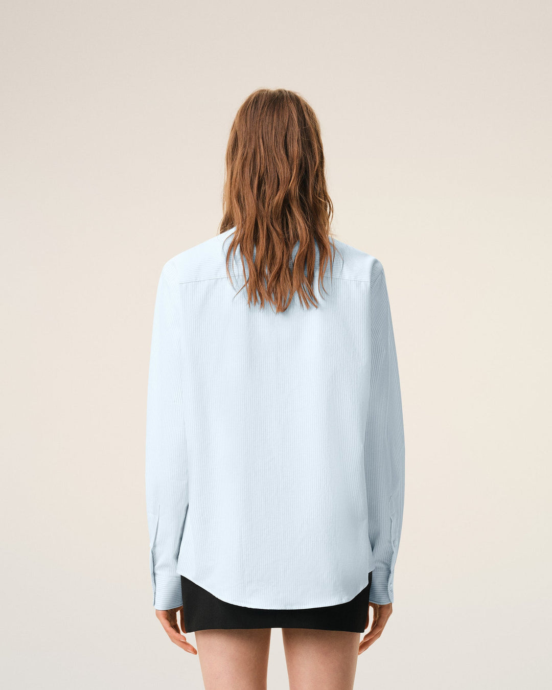 AMI PARIS – Chemise en coton Oxford rayé Ami de Cœur Bleu ciel / Blanc naturel