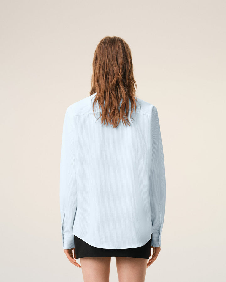 AMI PARIS – Chemise en coton Oxford rayé Ami de Cœur Bleu ciel / Blanc naturel