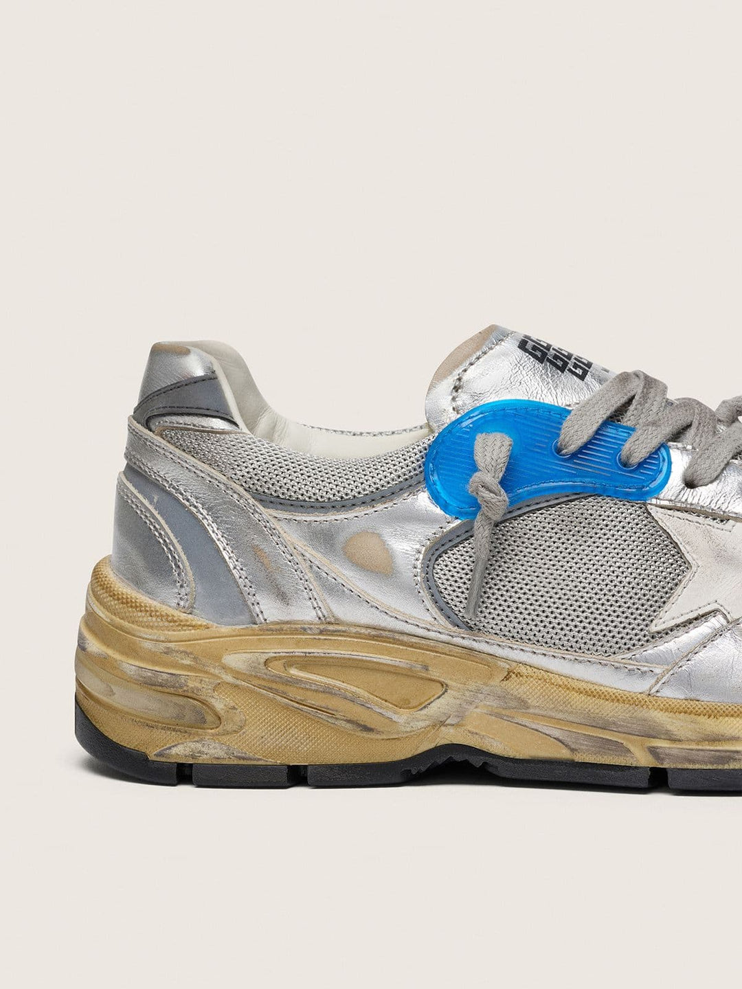 GOLDEN GOOSE FEMME - Dad-Star en cuir lamé et résille Argent / Blanc cassé
