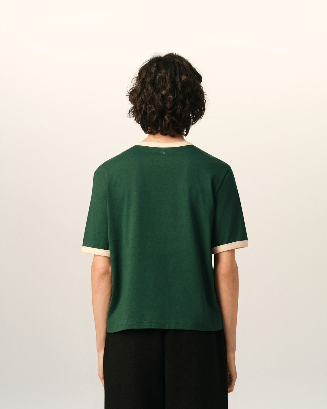 AMI PARIS – T-shirt en coton à détails contrastés Ami de Cœur Vert bouteille / Ivoire