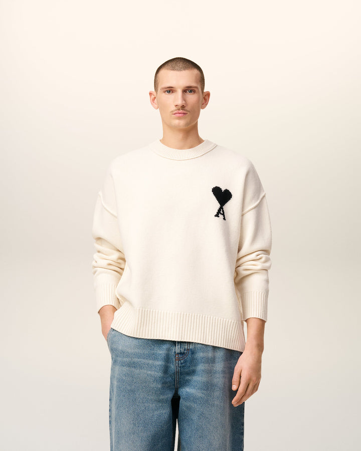 AMI - Pull blanc col rond ami de cœur en laine écru/noir