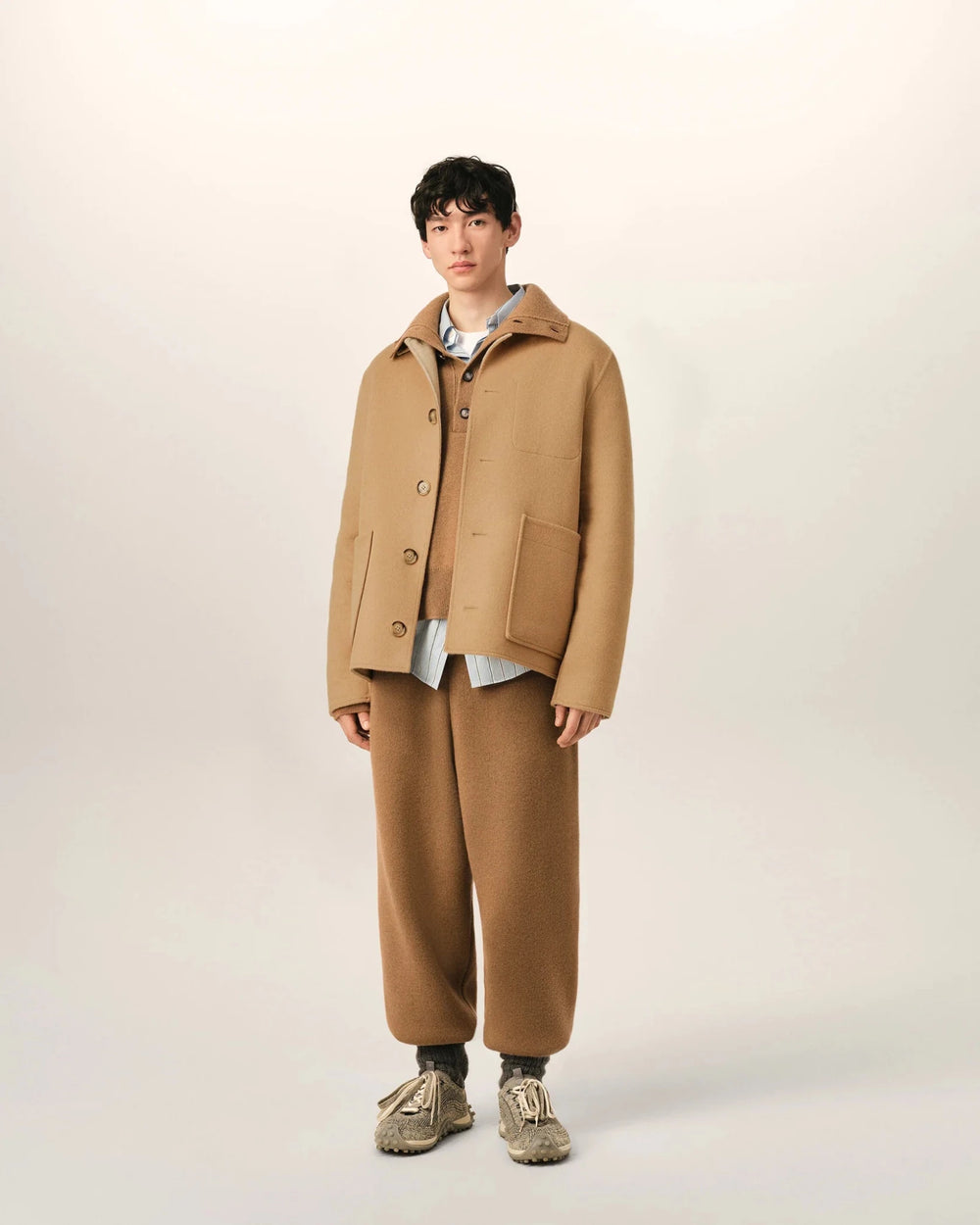 AMI PARIS - Blouson Boxy Boutonné en Laine et Cachemire Beige Taupe - Lothaire