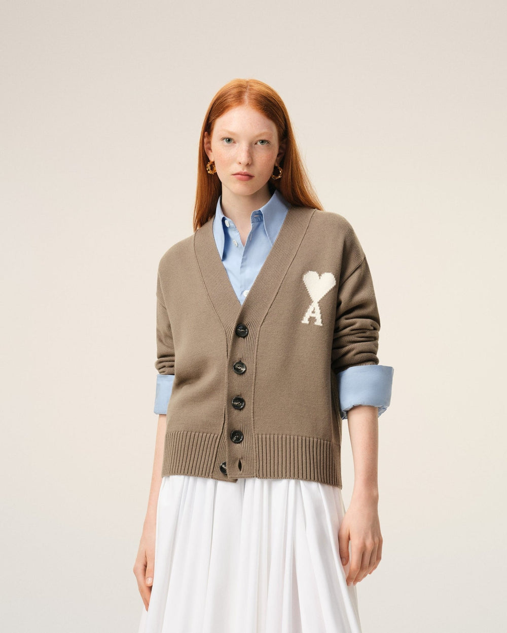 AMI PARIS - Cardigan Ami de Cœur en Laine Beige Taupe / Écru - Lothaire