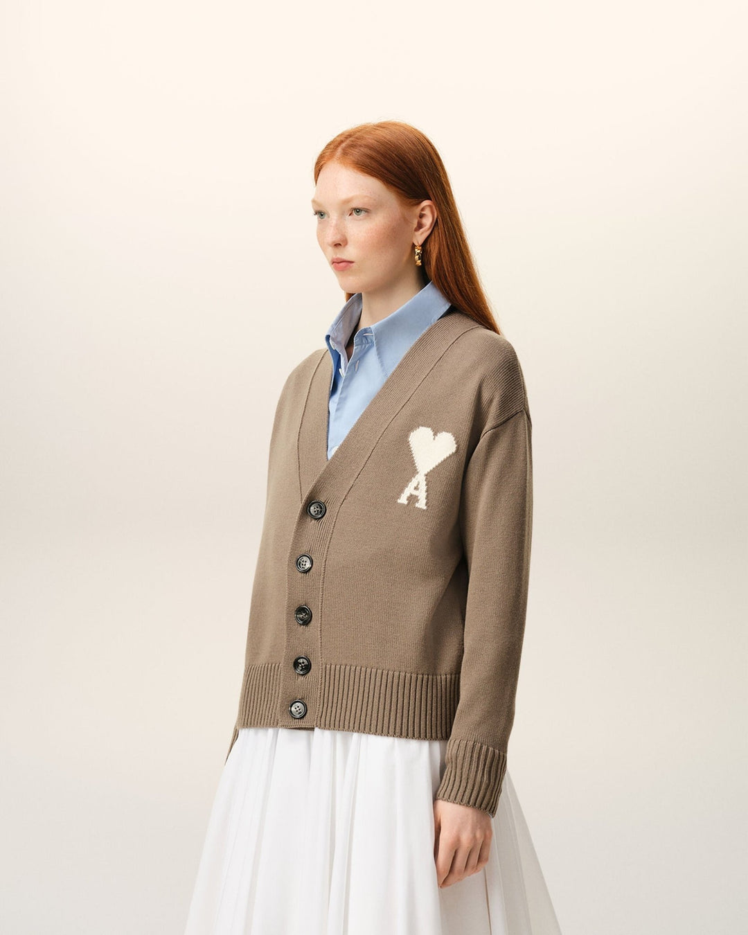 AMI PARIS - Cardigan Ami de Cœur en Laine Beige Taupe / Écru - Lothaire