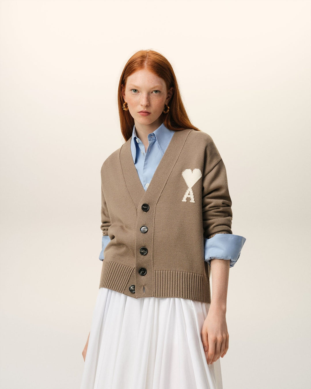AMI PARIS - Cardigan Ami de Cœur en Laine Beige Taupe / Écru - Lothaire
