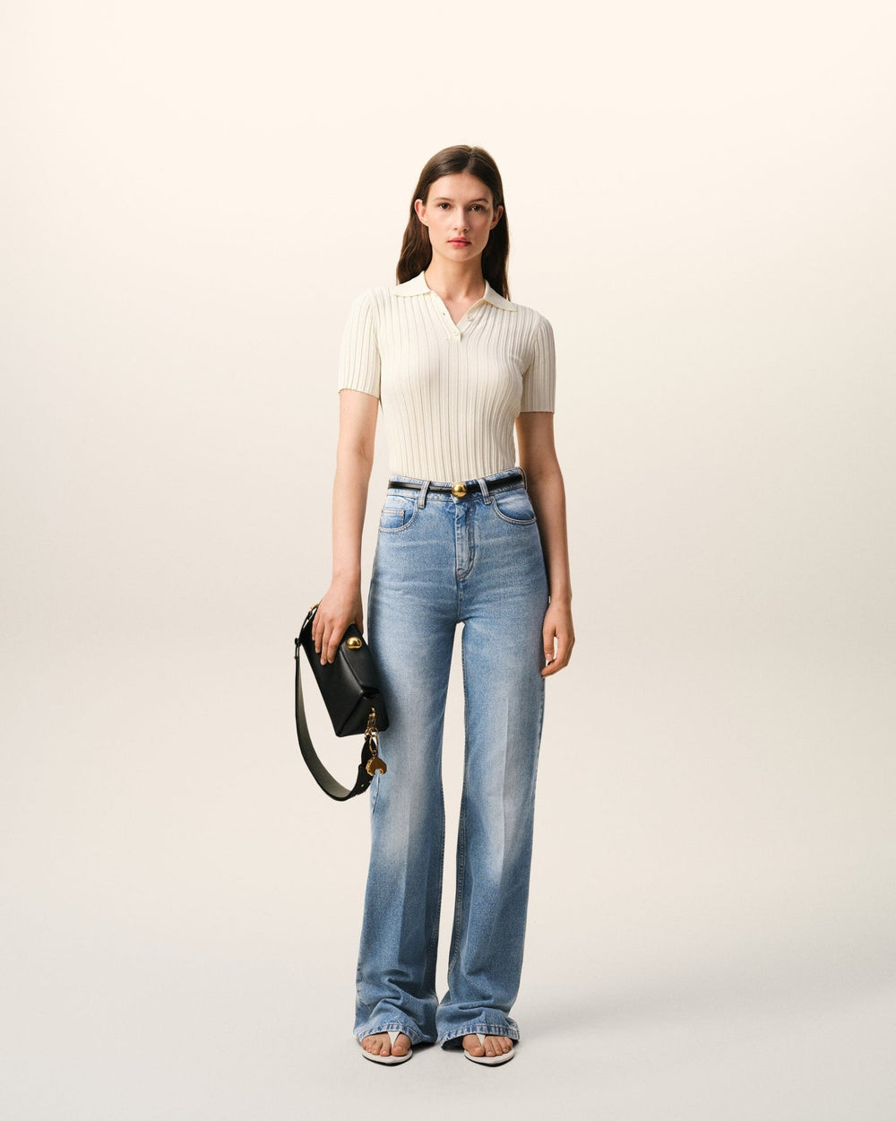 AMI PARIS - Flare Fit Jeans in Used Indigo Denim - Lothaire