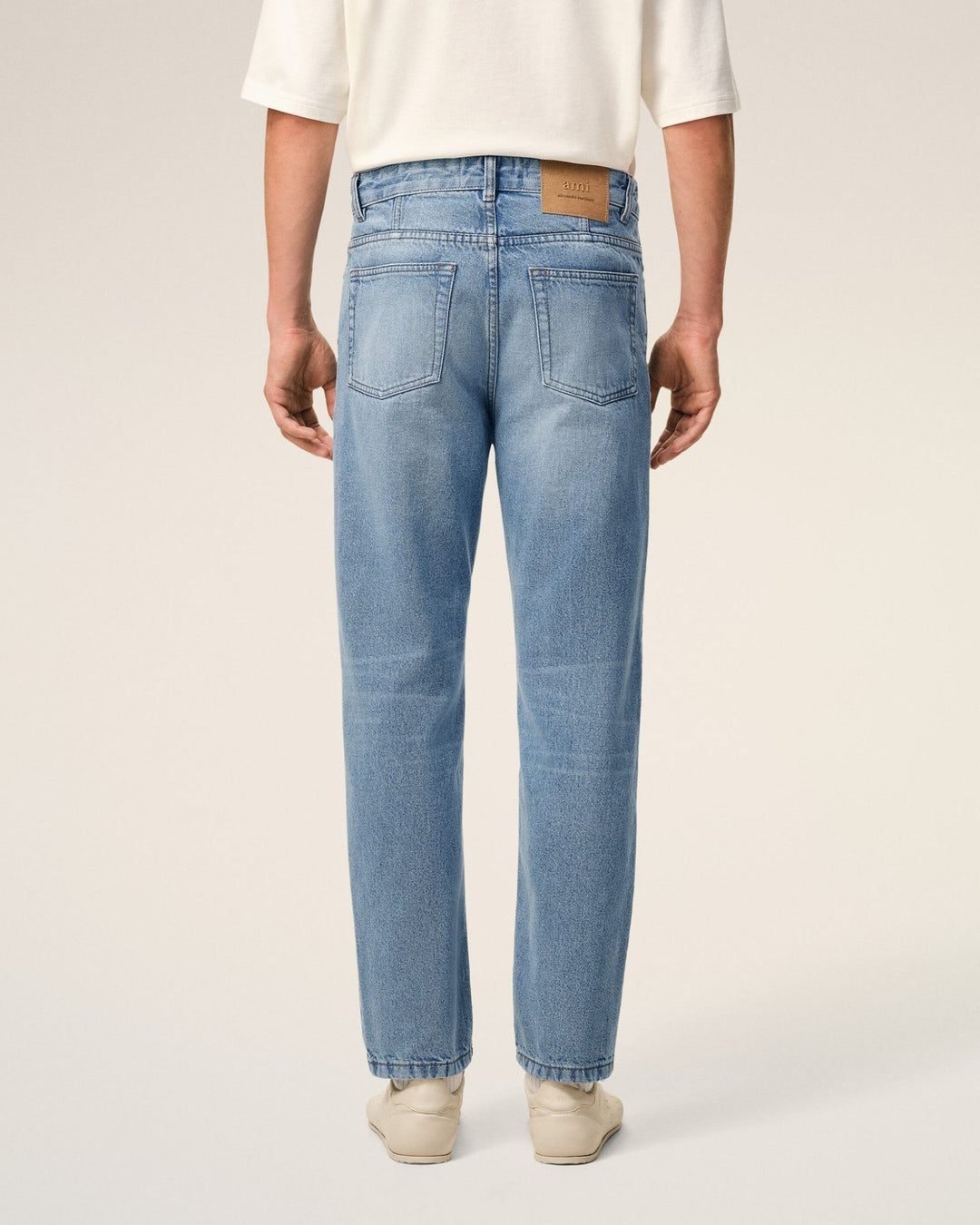 AMI PARIS - Jean à Coupe Fuselée en Denim Indigo usé - Lothaire
