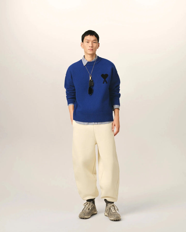 AMI PARIS - Pull Ami de Cœur en Laine Mérinos Feutrée Bleu Roi et Noir - Lothaire