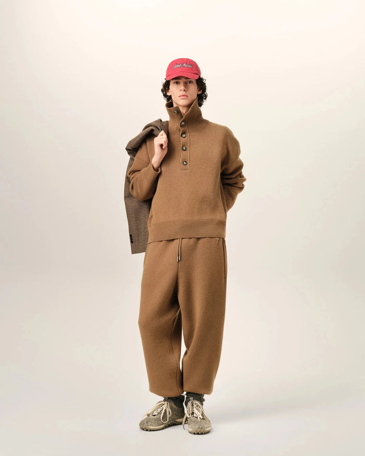 AMI PARIS - Pull col montant boutonné en laine Camel - Lothaire