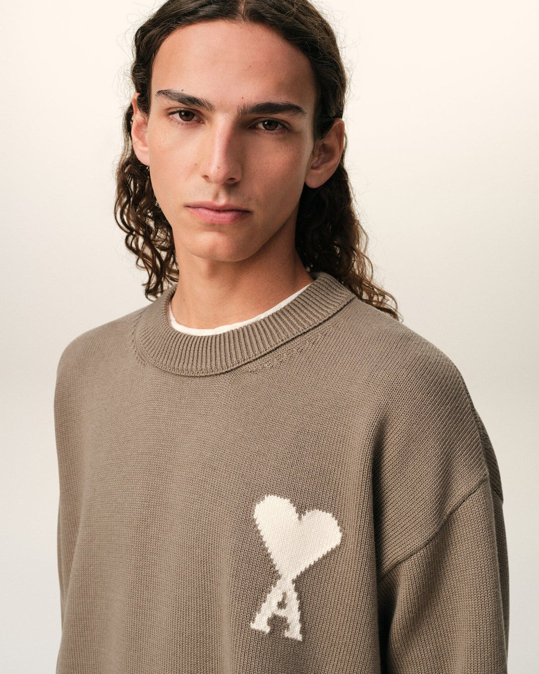 AMI PARIS - Pull Col Rond Ami De Coeur en Laine Et Coton Beige taupe - Lothaire