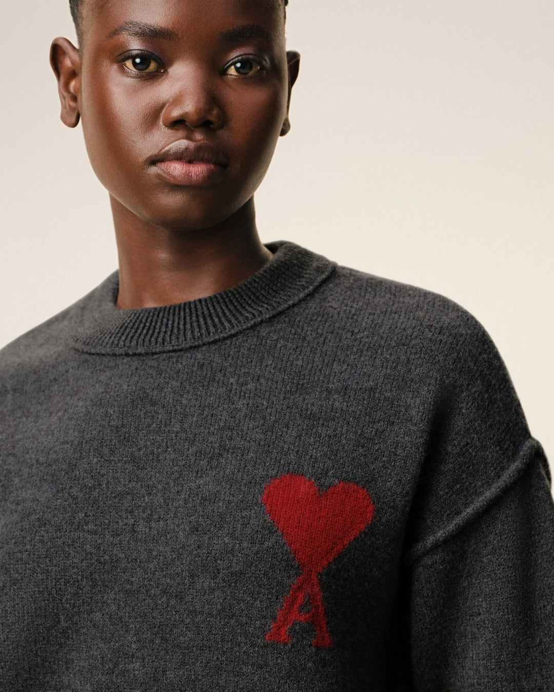AMI PARIS – Pull en laine Ami de Cœur Gris chiné / Rouge - Lothaire
