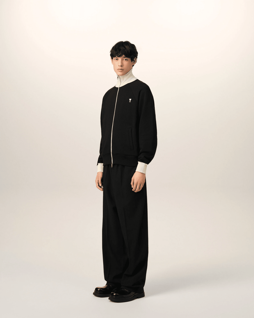 AMI PARIS - Sweatshirt zippé Ami de Cœur en coton Noir / Ivoire - Lothaire