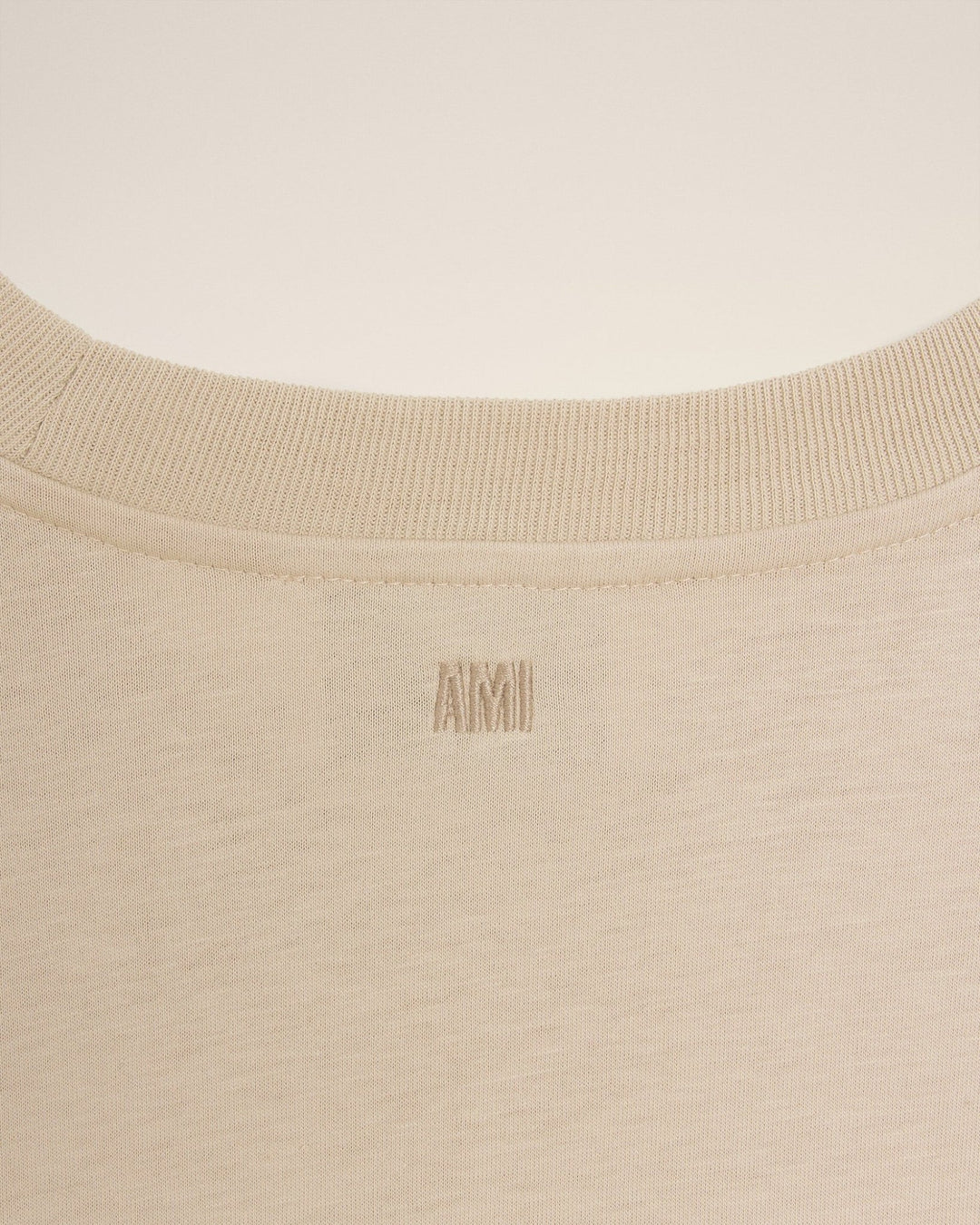 AMI PARIS - T-shirt Ami de Cœur en Coton Café Crème - Lothaire