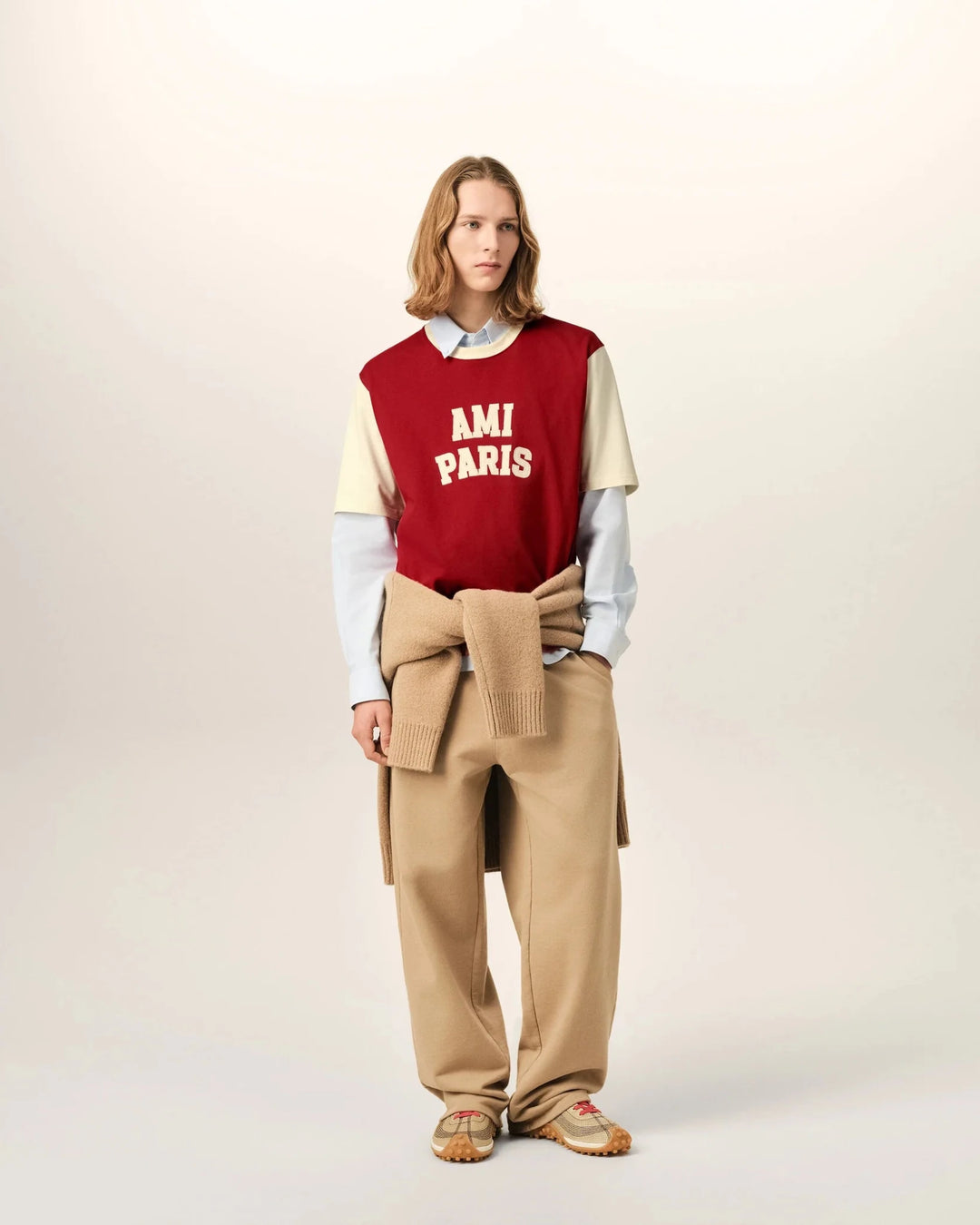 AMI PARIS - T-shirt brodé Ami Paris Rouge rubis / Ivoire - Lothaire