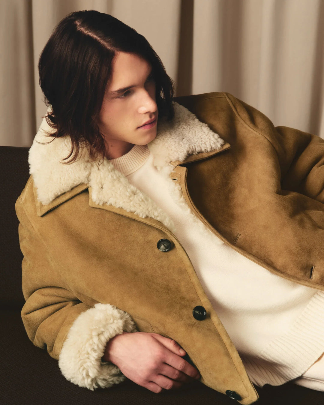 AMI PARIS - Veste Marron Boutonnée en Shearling Camel - Lothaire