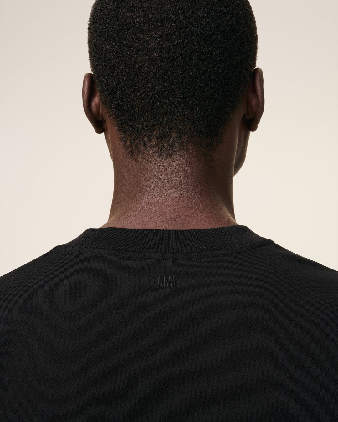AMI - T-shirt Noir Ami de cœur en coton Noir - Lothaire