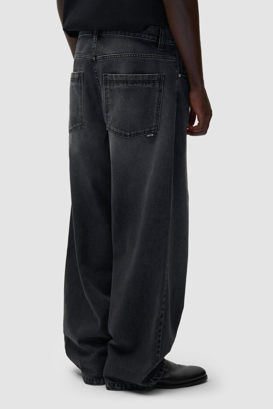 ARTE - Pantalon baggy délavé Noir - Lothaire