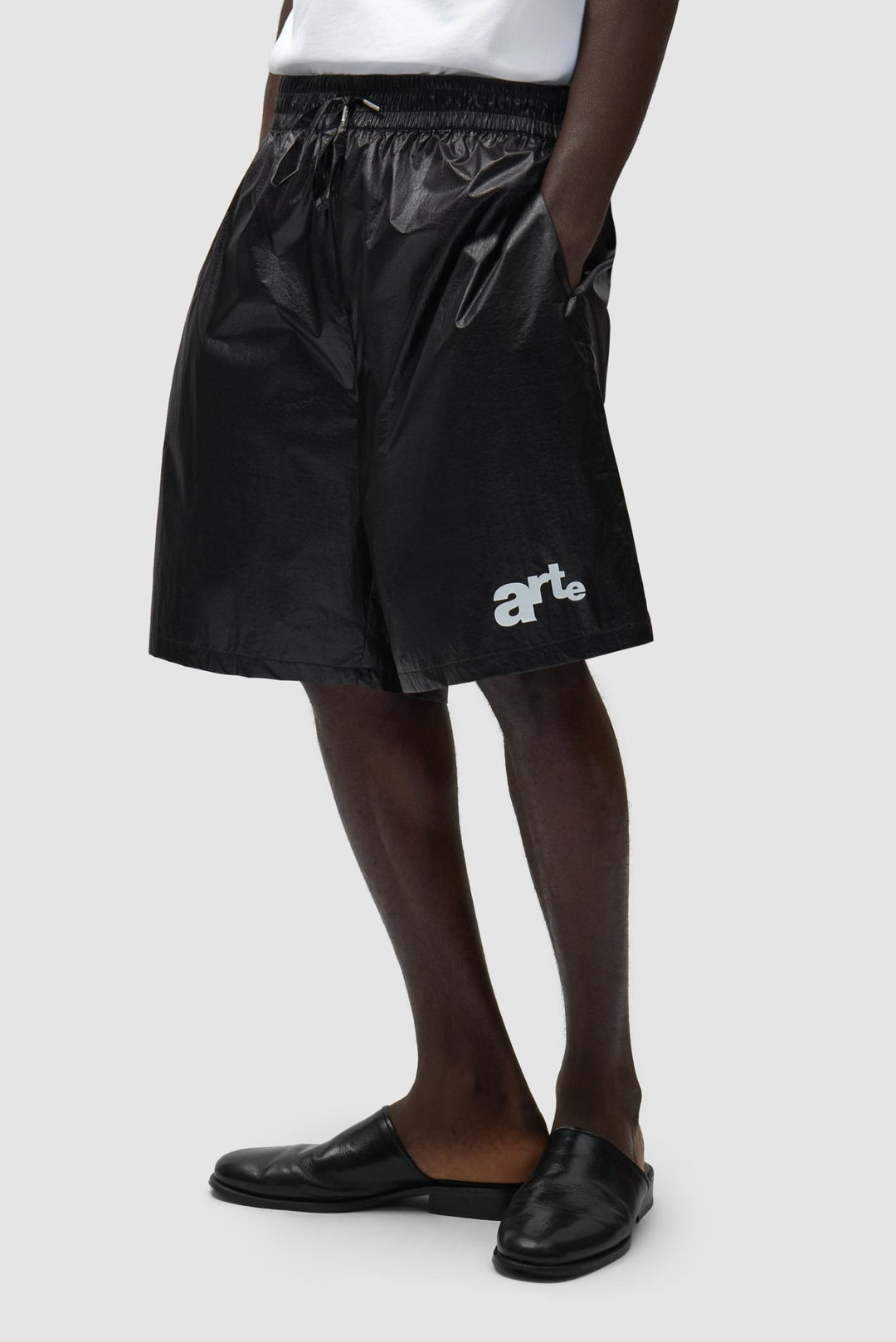 ARTE - Short à grand logo Noir - Lothaire