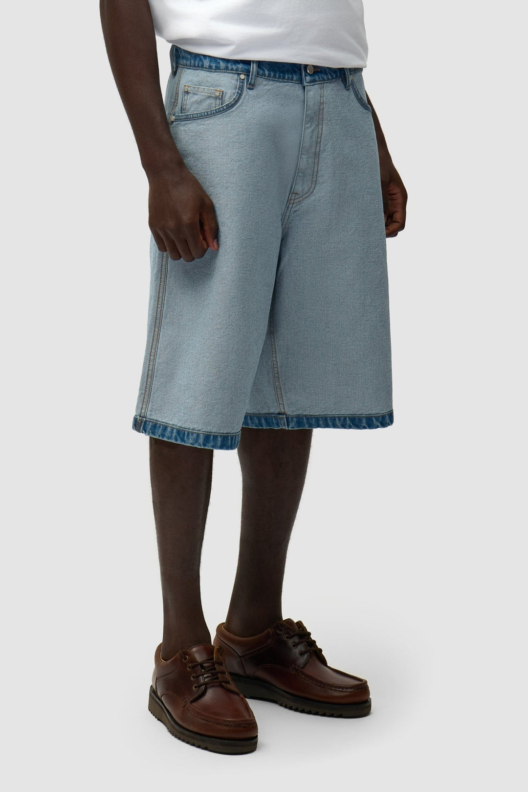 ARTE - Short en denim Inside/Out Bleu clair - Lothaire