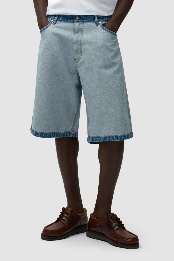 ARTE - Short en denim Inside/Out Bleu clair - Lothaire