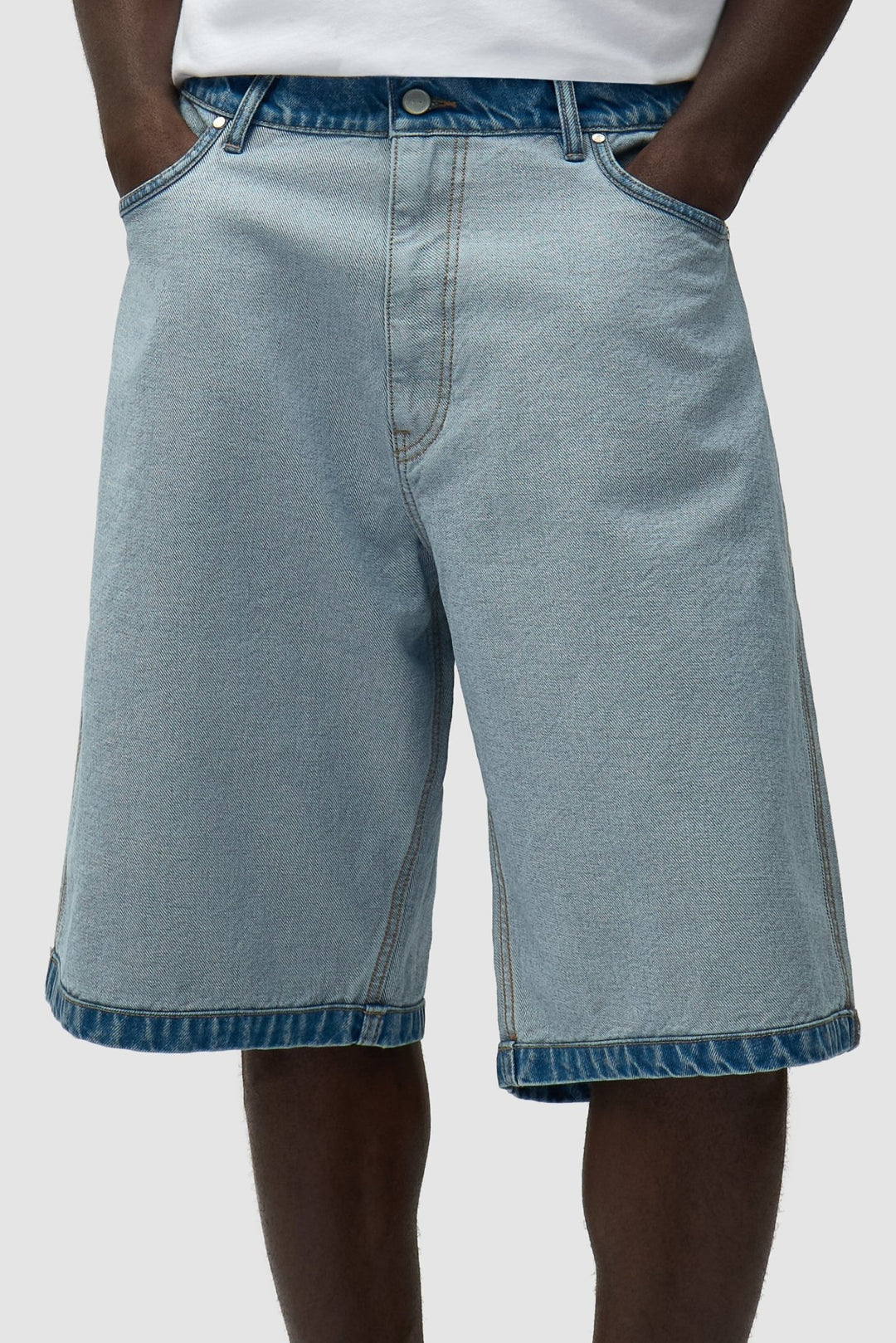 ARTE - Short en denim Inside/Out Bleu clair - Lothaire