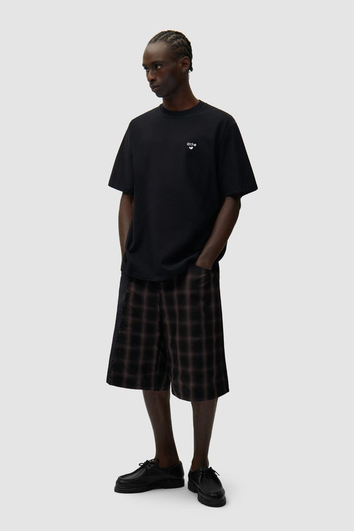 ARTE - T-shirt logo cœur brodé en coton Noir - Lothaire