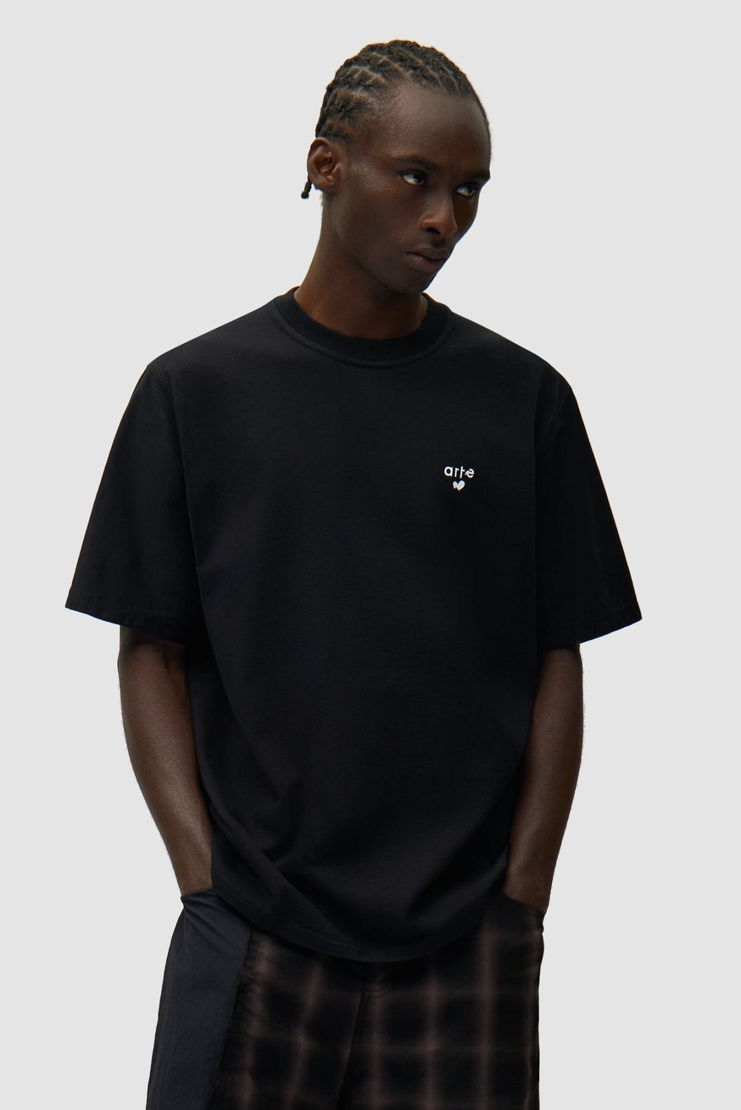 ARTE - T-shirt logo cœur brodé en coton Noir - Lothaire