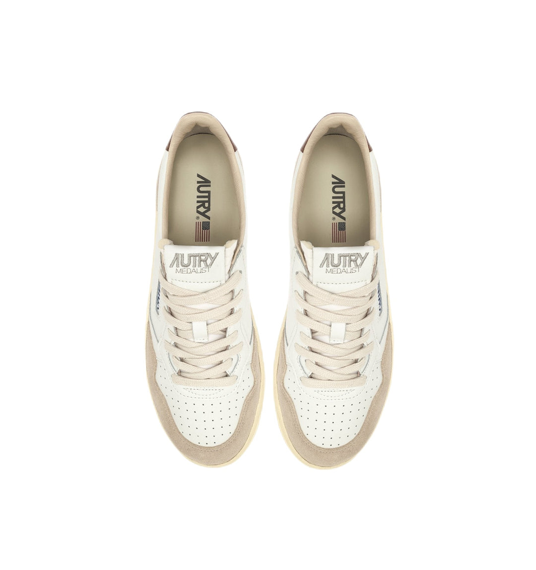AUTRY - Basket basse Medalist cuir blanc et daim marron - Lothaire