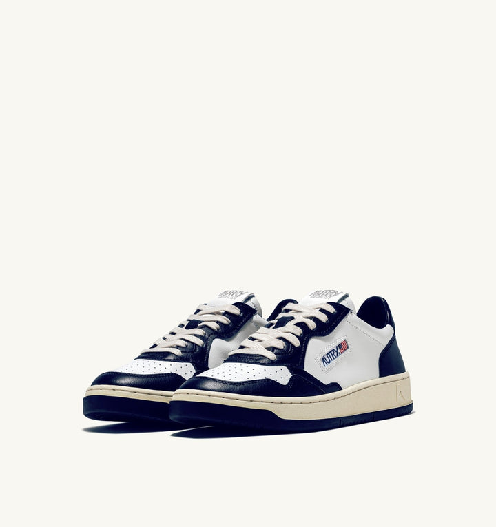 AUTRY - Baskets medalist low bicolor en cuir Blanc et Bleu - Lothaire