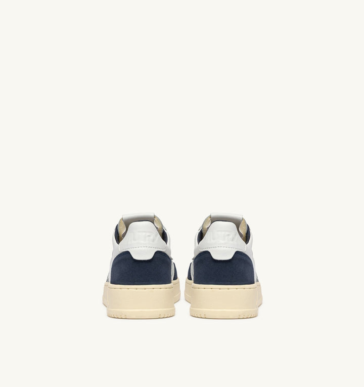 AUTRY - Baskets medalist low en cuir blanc et daim denim - Lothaire