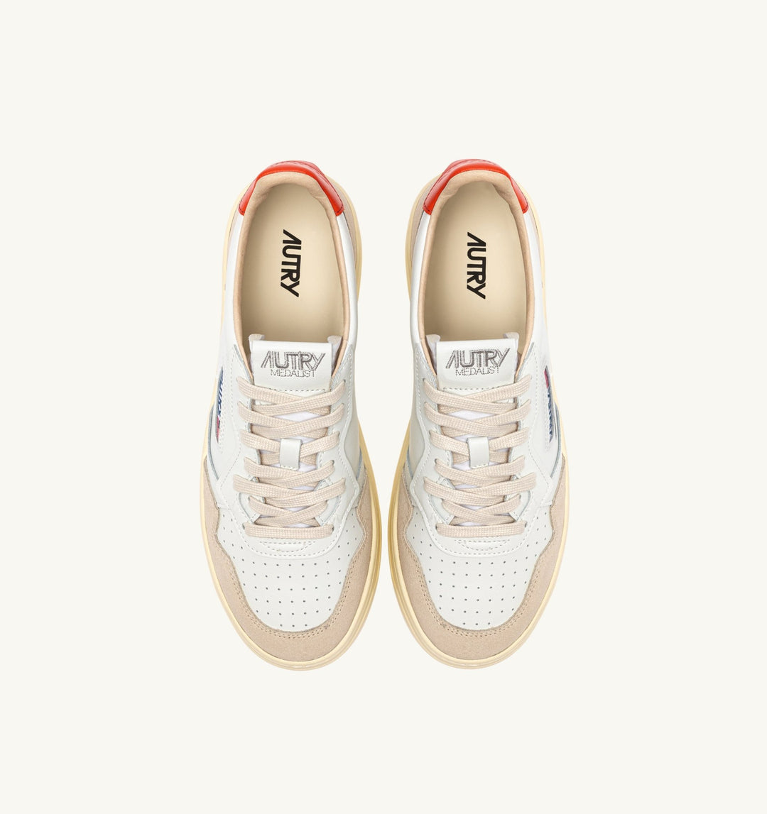 AUTRY - Baskets medalist low en cuir blanc et pumpkin et daim beige - Lothaire