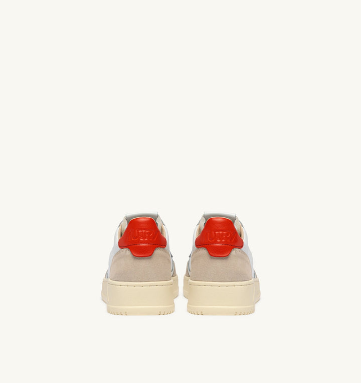 AUTRY - Baskets medalist low en cuir blanc et pumpkin et daim beige - Lothaire