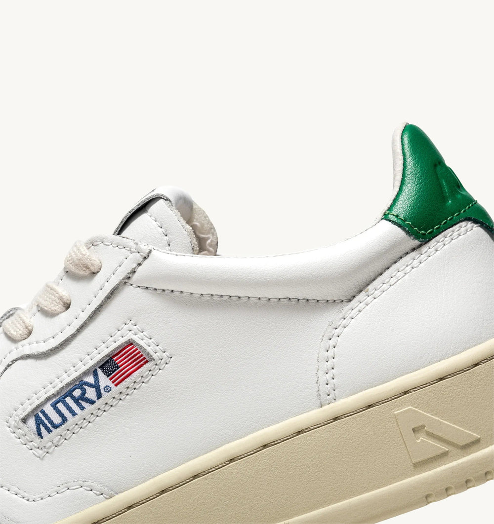 AUTRY - Baskets medalist low en cuir blanc et vert - Lothaire