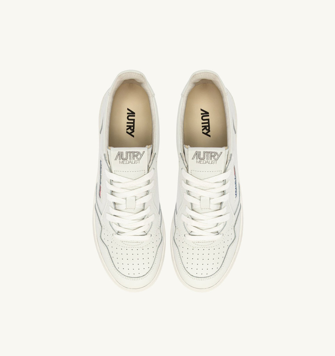 AUTRY - Baskets medalist low en cuir blanc total avec lettering - Lothaire