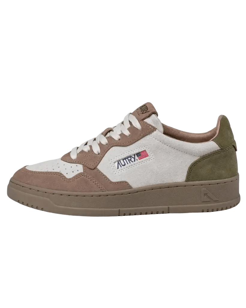 AUTRY - Baskets Medalist Low Tricolor en daim Blanc sable / Vert gris - Lothaire