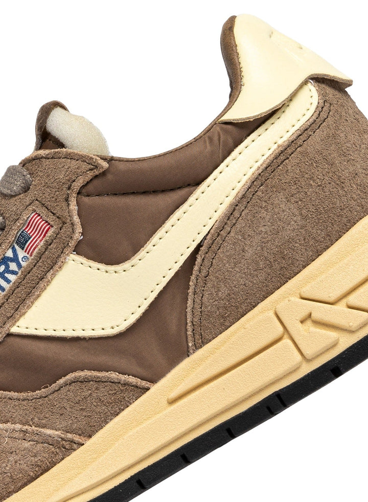 AUTRY - Baskets Reelwind Low en Nylon et Daim Marron - Lothaire
