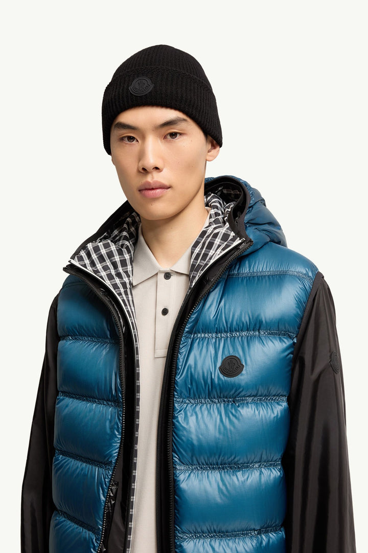 MONCLER – Bonnet en cachemire mélangé à logo Noir