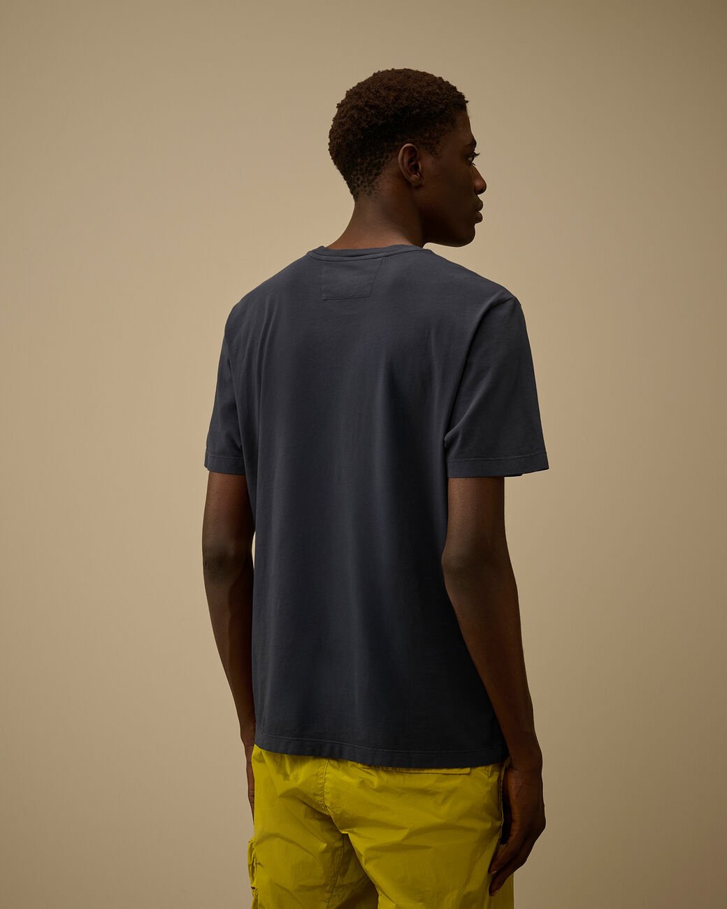 C.P. COMPANY - 24/1 Jersey Short Sleeve Logo Label T-Shirt Bleu nuit - Lothaire