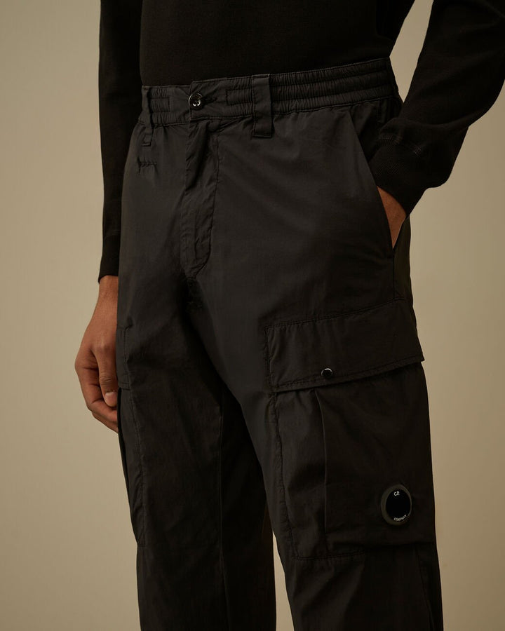 C.P. COMPANY - 50 Fili Stretch Elasticated Lens Cargo Pants Noir - Lothaire