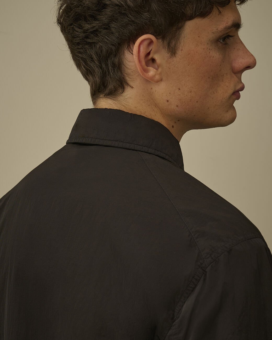 C.P. COMPANY - Chrome - R Padded Lens Overshirt Noir - Lothaire