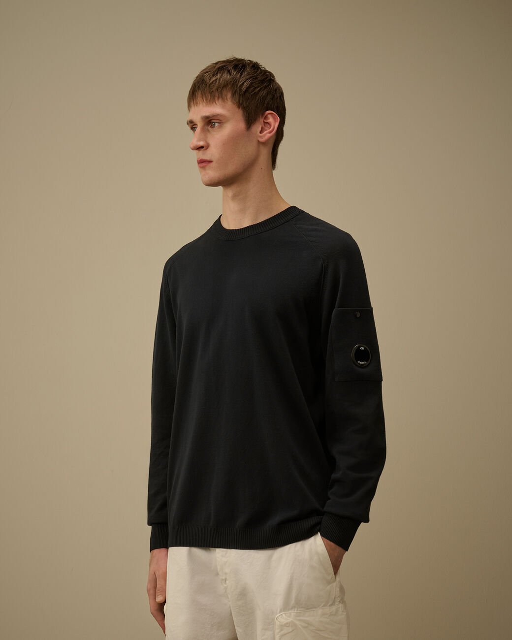 C.P. COMPANY - Cotton Crepe Crewneck Lens Sweater Bleu nuit - Lothaire